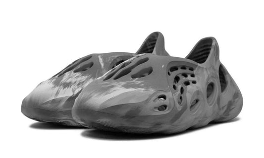 Adidas Yeezy Foam RNR MX Granite