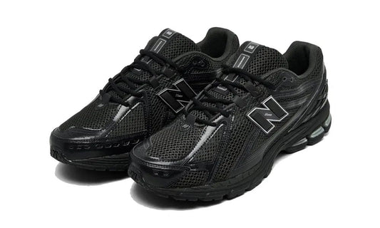 New Balance 1906R Black Metallic Silver