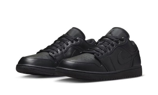 Jordan 1 Low Triple Black (2022)