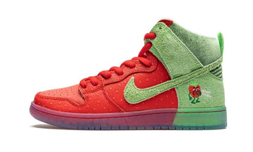 Nike SB Dunk High Strawberry Cough