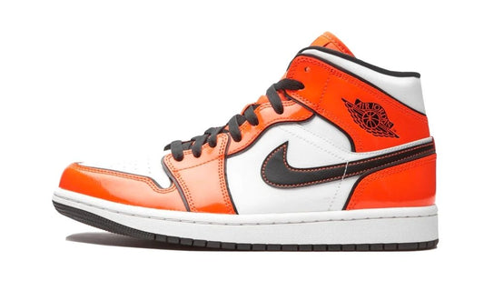 Jordan 1 Mid SE Turf Orange