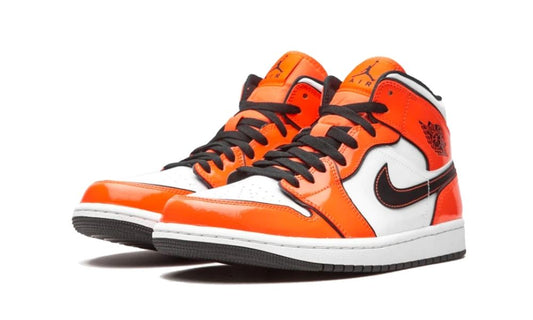 Jordan 1 Mid SE Turf Orange