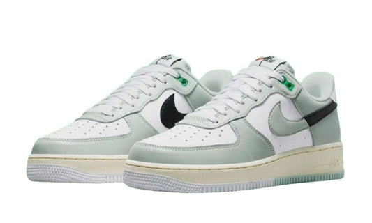 Nike Air Force 1 Low '07 LV8 Split Light Silver