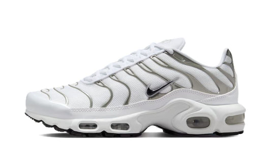 Nike Air Max Plus SE White Metallic Silver (W)
