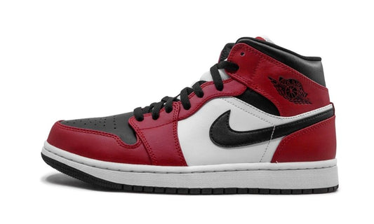 Jordan 1 Mid Chicago Toe