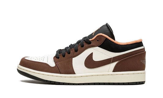 Jordan 1 Low Mocha