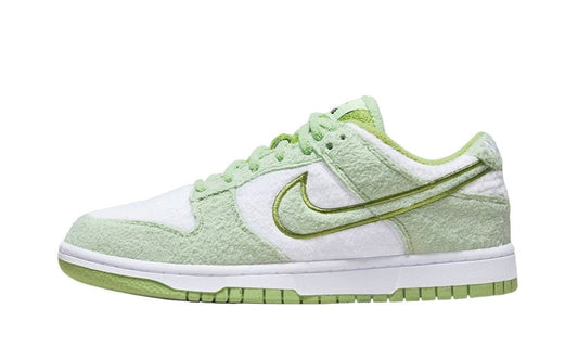 Nike Dunk Low SE Fleece Pack Honeydew (W)