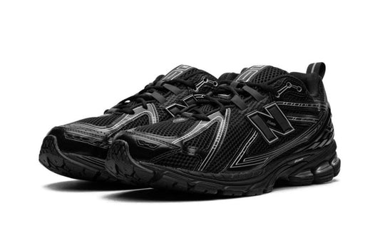 New Balance 1906R Black Grey