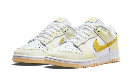 Nike Dunk Low Yellow Strike (W)