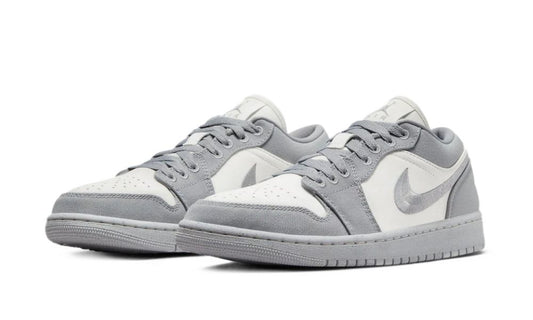 Jordan 1 Low SE Light Steel Grey (W)