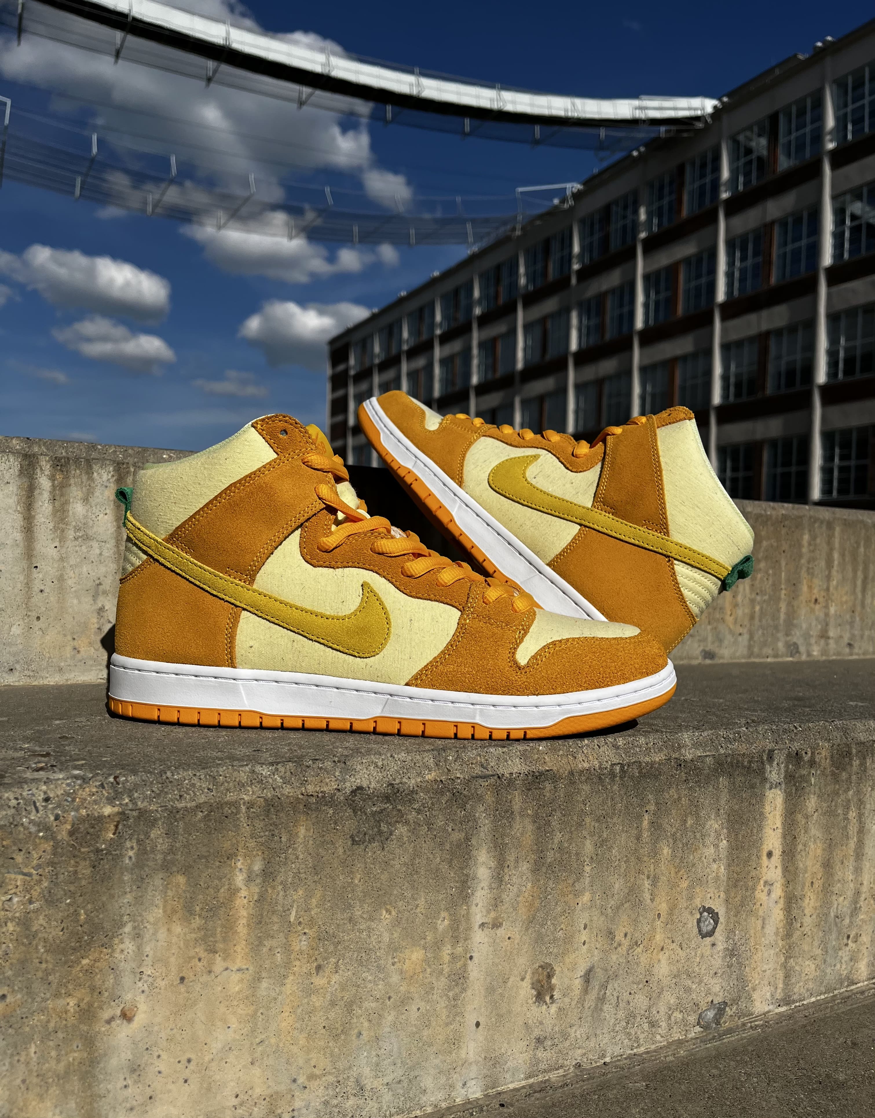 nike dunk ananas